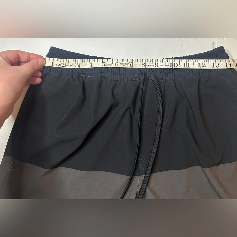 Vans Off The Wall Range Elastic Relaxed Shorts Size Small - Picture 7 of 9